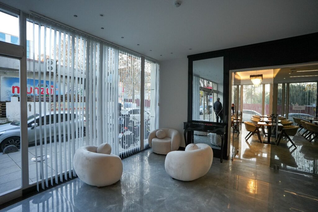 WhatsApp Image 2025-12-27 at 00.46.15 (10)